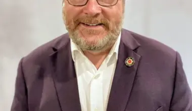 Ashiyana Hanif on Mike Starchuk’s Imagine Surrey team