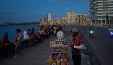 'People are tired:' Canadians on humanitarian mission describe life in Cuba - CTV News