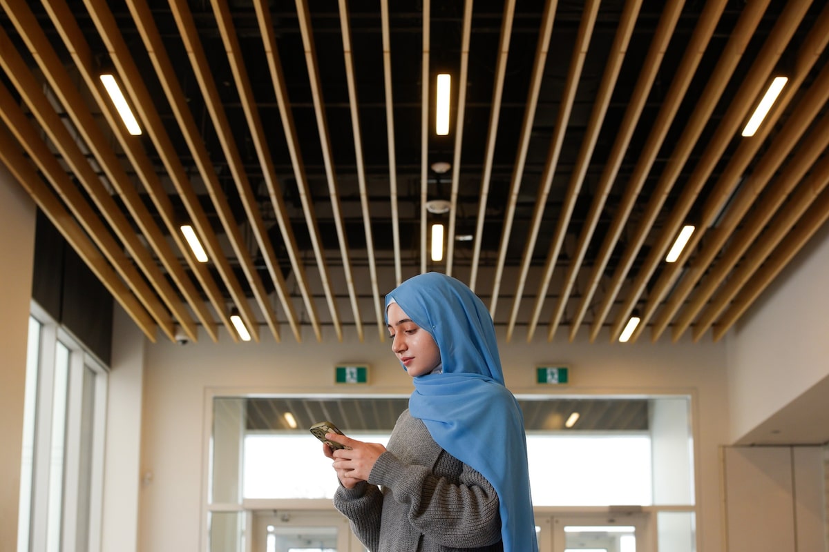 Do Australian-style social media bans have a place in Canada? Four teens weigh in