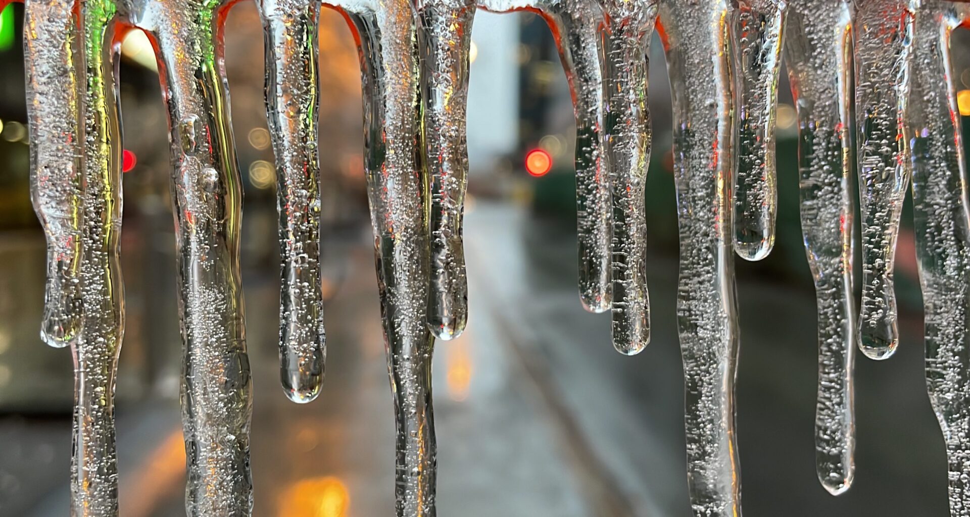 Freezing rain warning issued for Montreal as icy commute expected Thursday morning