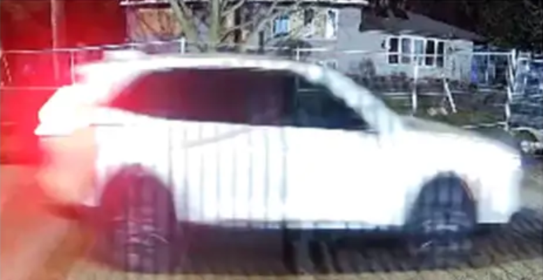 Mississauga home targeted in 2 arsons weeks apart; suspect and vehicle sought