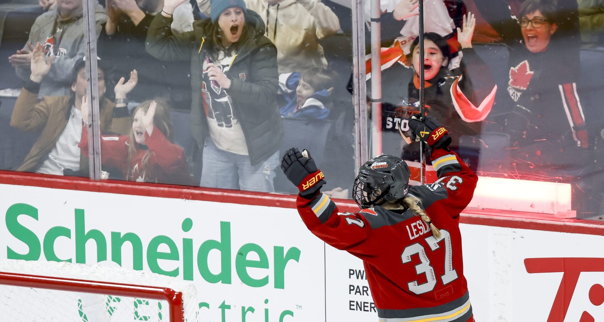 Players, fans believe Winnipeg would embrace a PWHL team