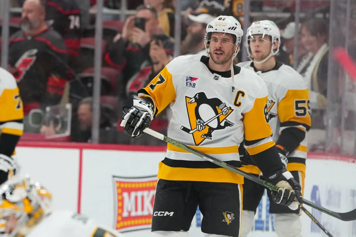 Penguins' Sidney Crosby Injured vs. Senators