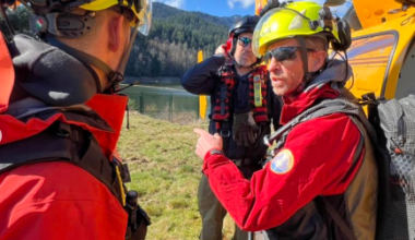 Two hikers among group of 14 rescued from B.C. mountain, one critical condition