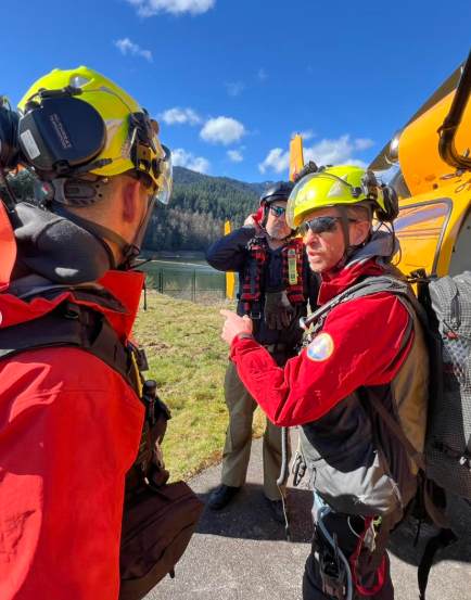 Two hikers among group of 14 rescued from B.C. mountain, one critical condition