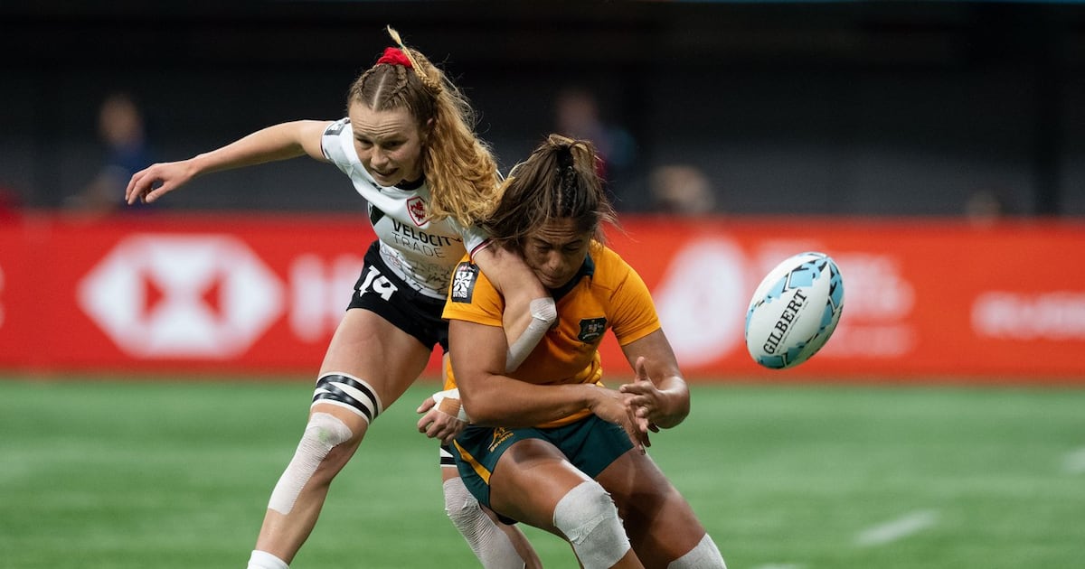 Canadian women miss playoff round at Vancouver rugby sevens