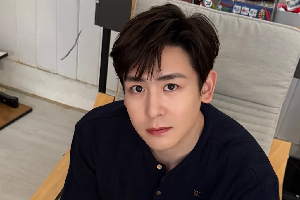2PM's Nichkhun To Press Charges Against Stalker Who Physically Assaulted Him