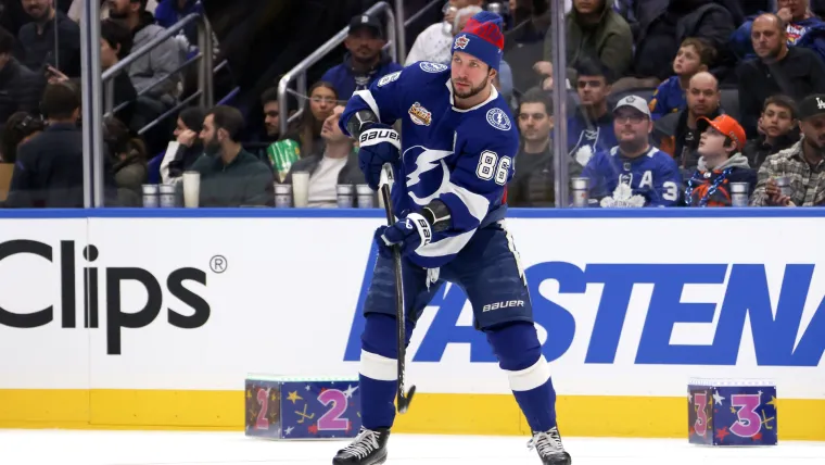 Lightning's Nikita Kucherov joins exclusive Connor McDavid NHL scoring club image