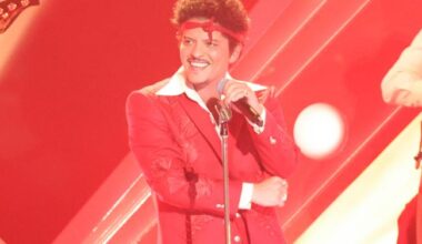 Will mediocre reviews impact Bruno Mars' The Romantic at the Grammys?