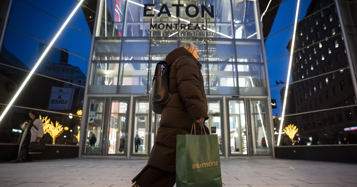 Quebec will soon allow retail stores to close late on weekends