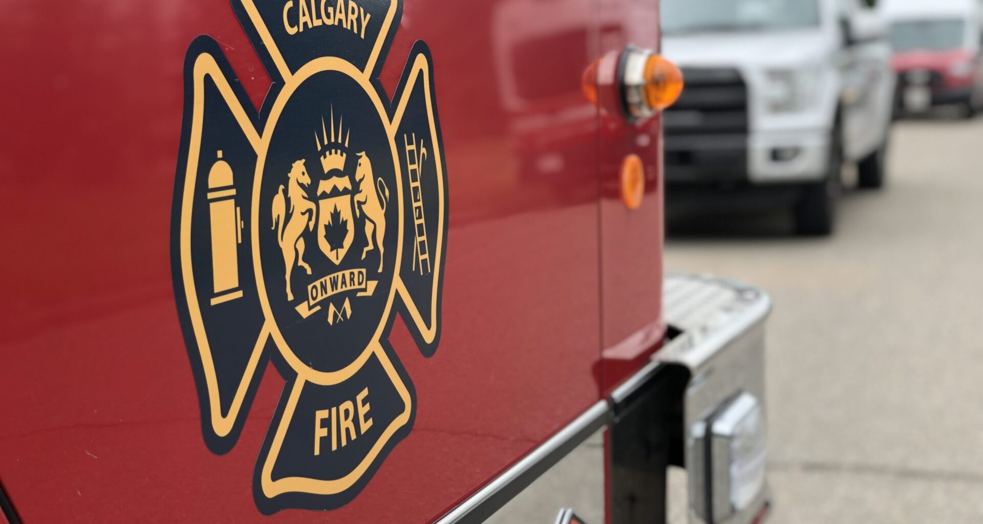 Roads on 14 Avenue NE closed as fire crews tackle blaze