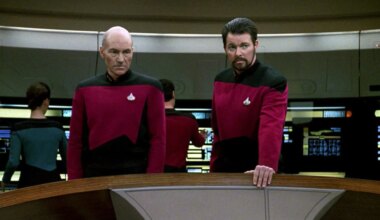 Star Trek Legend Teases Return of Legendary TNG Captain