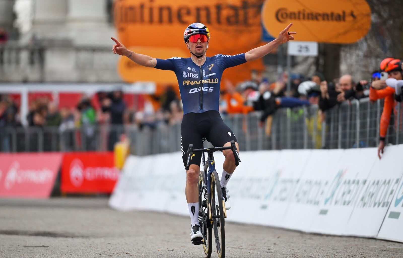 Pidcock says everyone knows where Pogačar will attack at Milan-San Remo