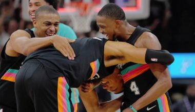 Victor Wembanyama, San Antonio Spurs rally from 25 points down to beat Los Angeles Clippers