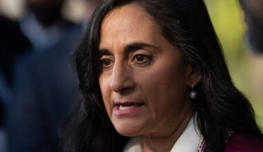 Ottawa boosting support, but warns Canadians in Middle East to prepare contingency plans