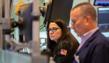 High oil prices erase Wall Street's hopes for a rate cut