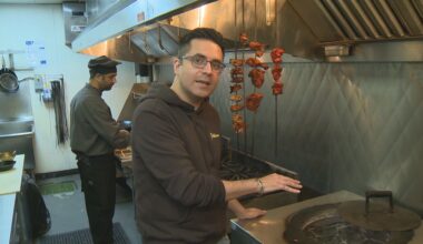 Edmonton man turns butter chicken reviews into a play