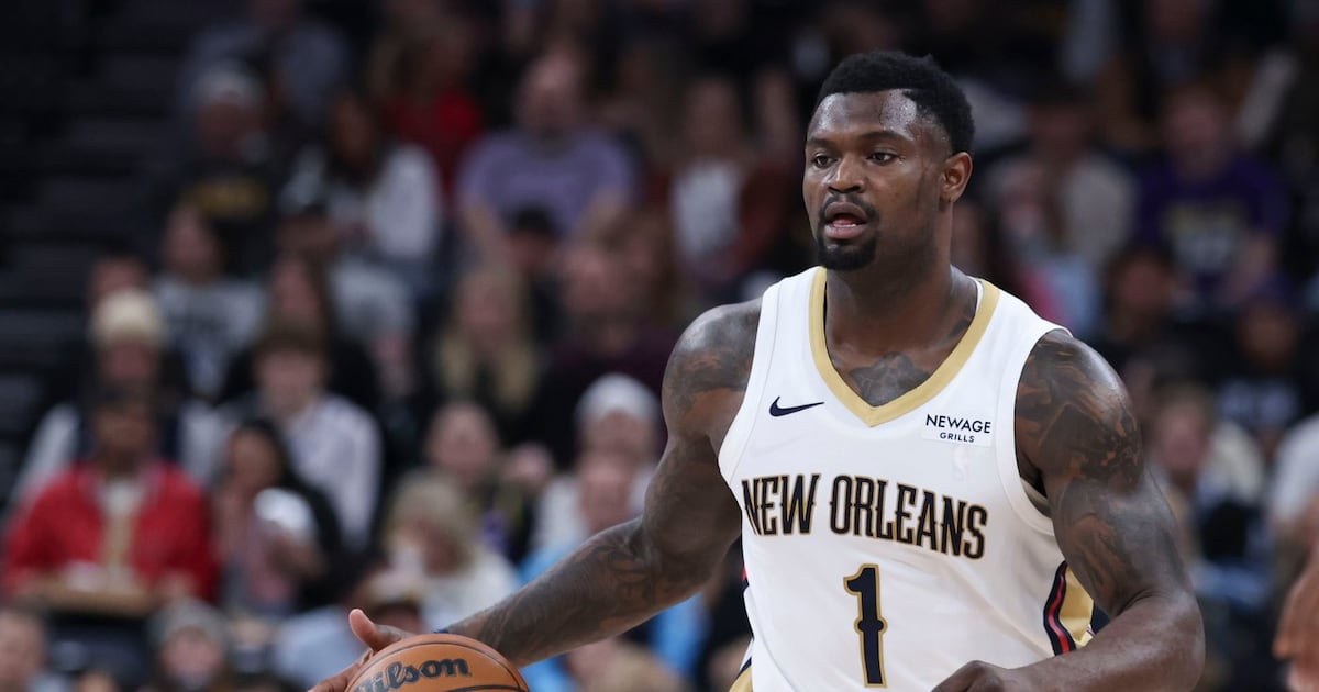 Oft-injured New Orleans Pelicans forward Zion Williamson 'tweaks' right ankle in win over Utah Jazz