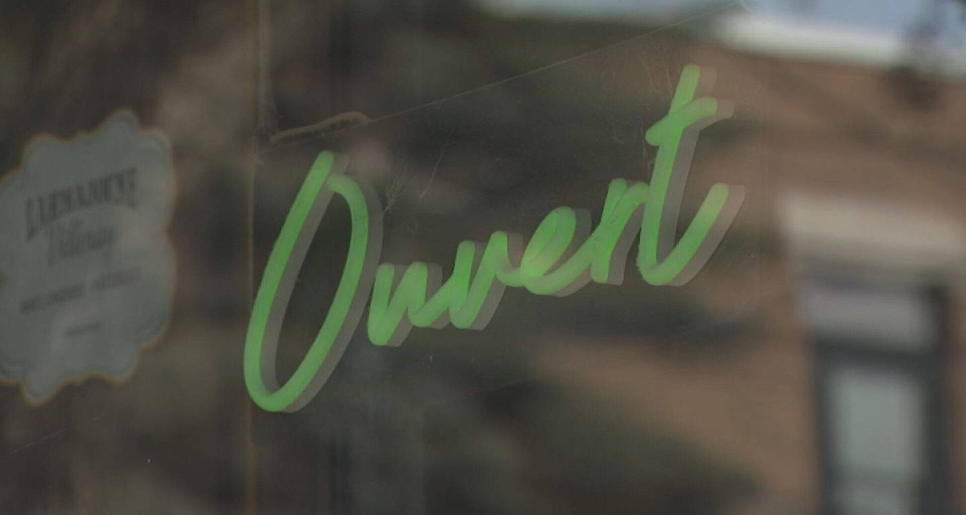 OQLF to send observers to Quebec businesses to monitor French service