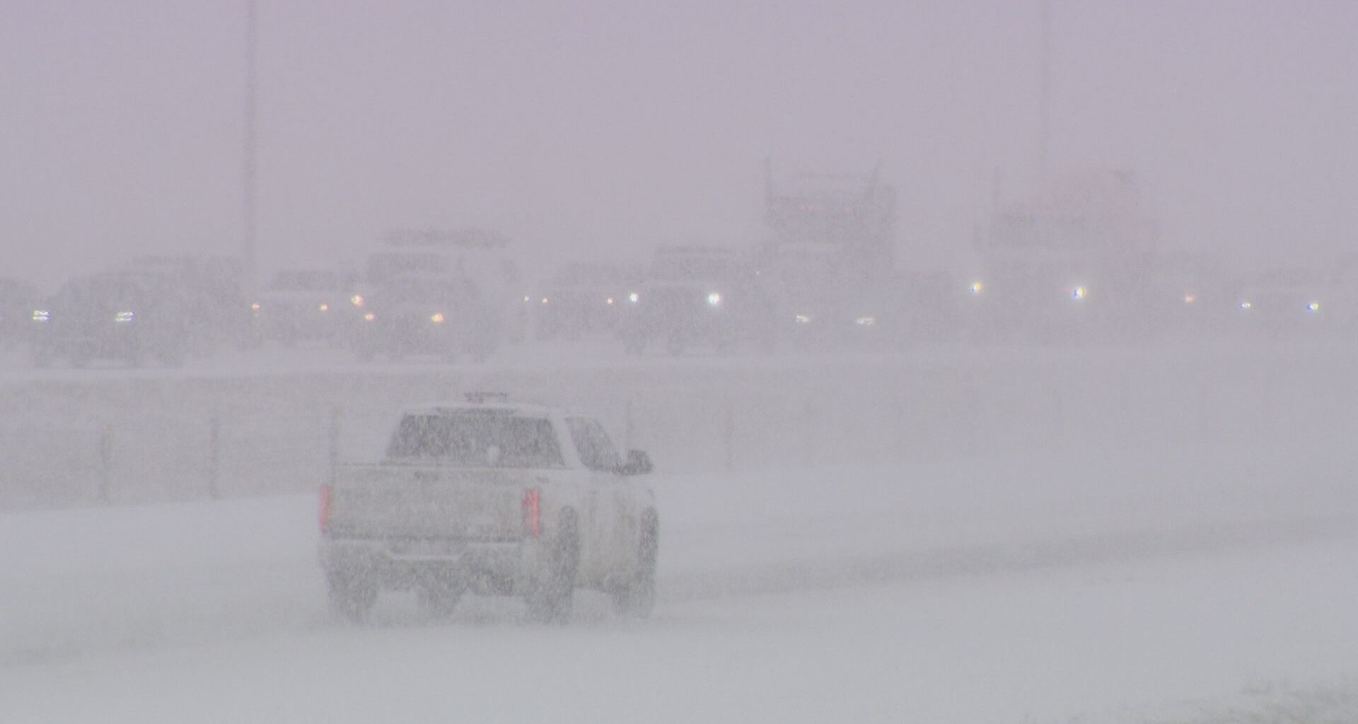 Did you remove your winter tires? Calgary spring storm has drivers second‑guessing tire change