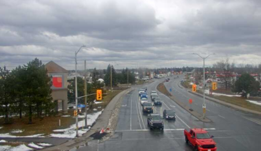 Temperatures plummet in Ottawa with 'sharp' cold front