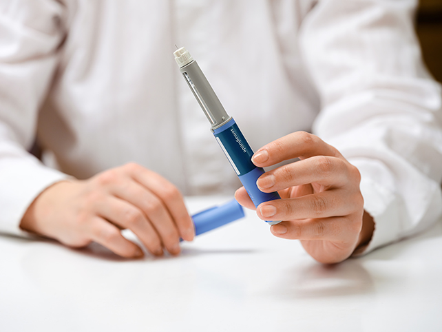 Semaglutide injection pen