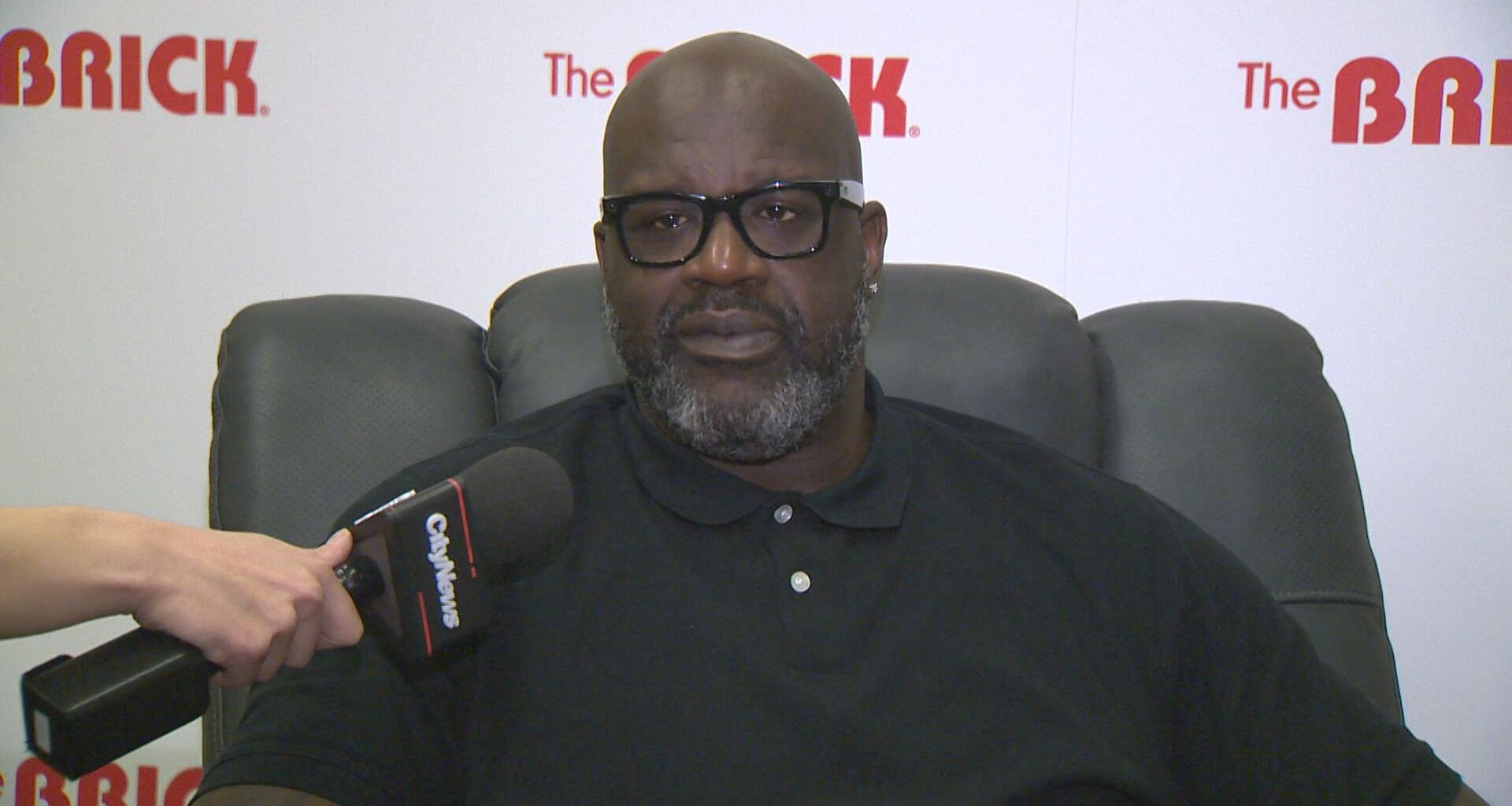 NBA legend Shaquille O'Neal talks Oilers, his clone, and furniture while in Edmonton