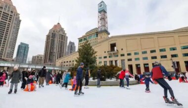 mississauga's biggest outdoor skating rink closes early for season.