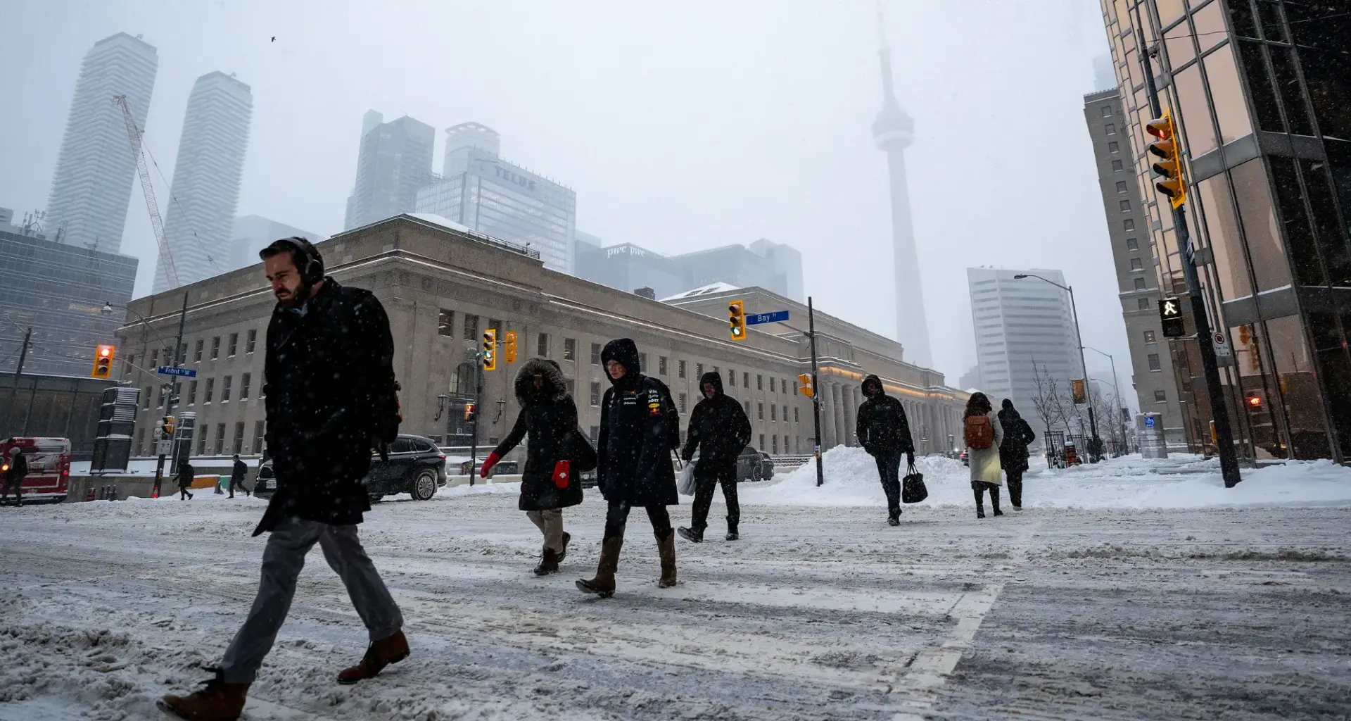 Toronto under special weather statement, and could see up to 8 cm of snow