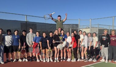 Huskies build up new tennis players and strengthen returners