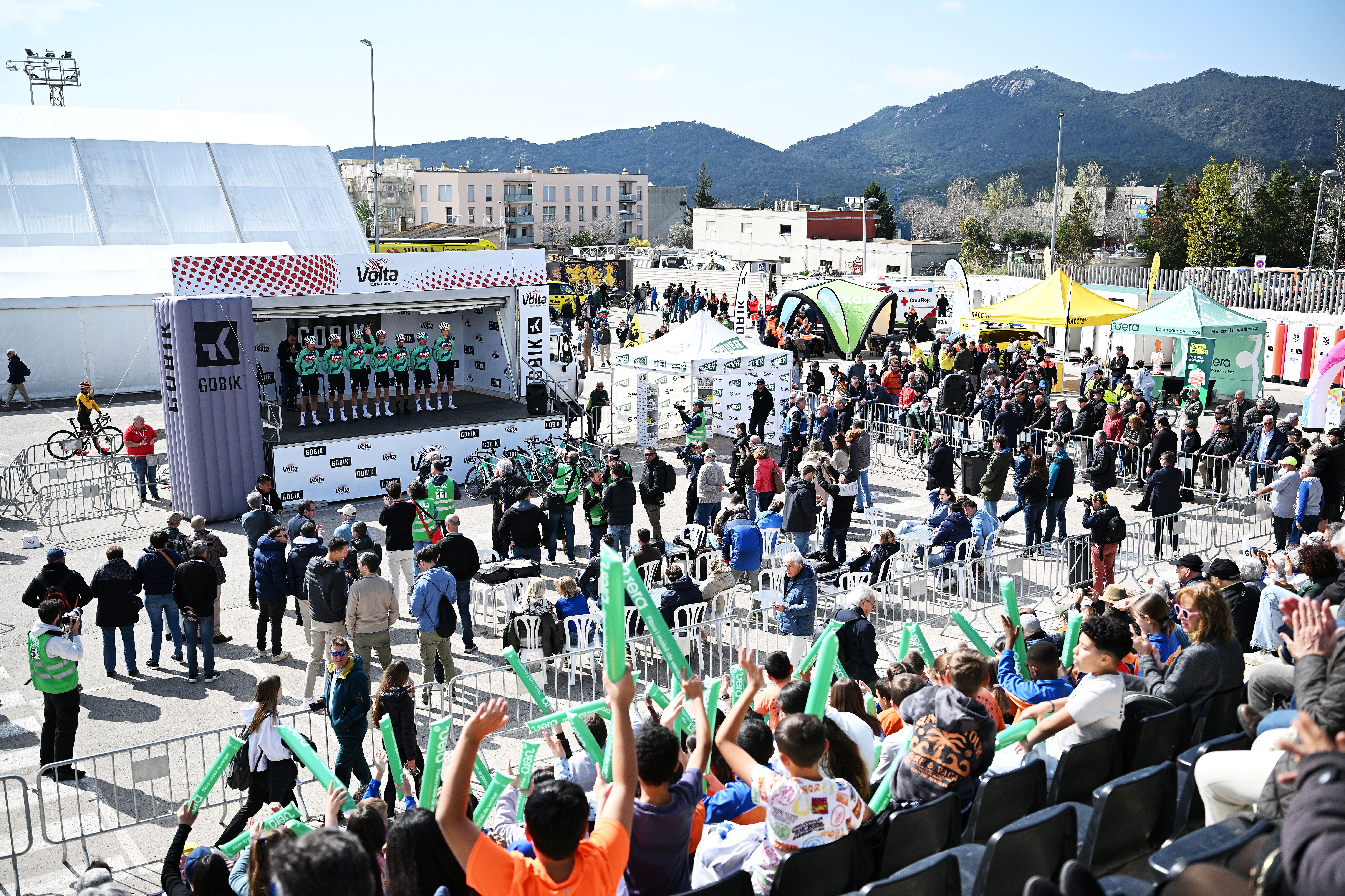 Volta a Catalunya stage 1 sign on 2026