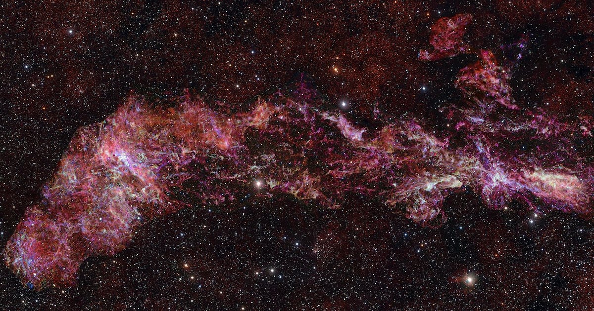 Astronomers capture images of Milky Way centre