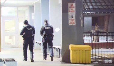 Toronto stabbing leaves 1 critical