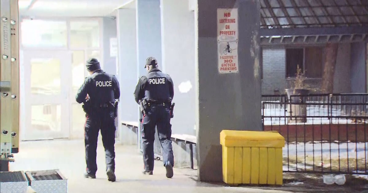 Toronto stabbing leaves 1 critical