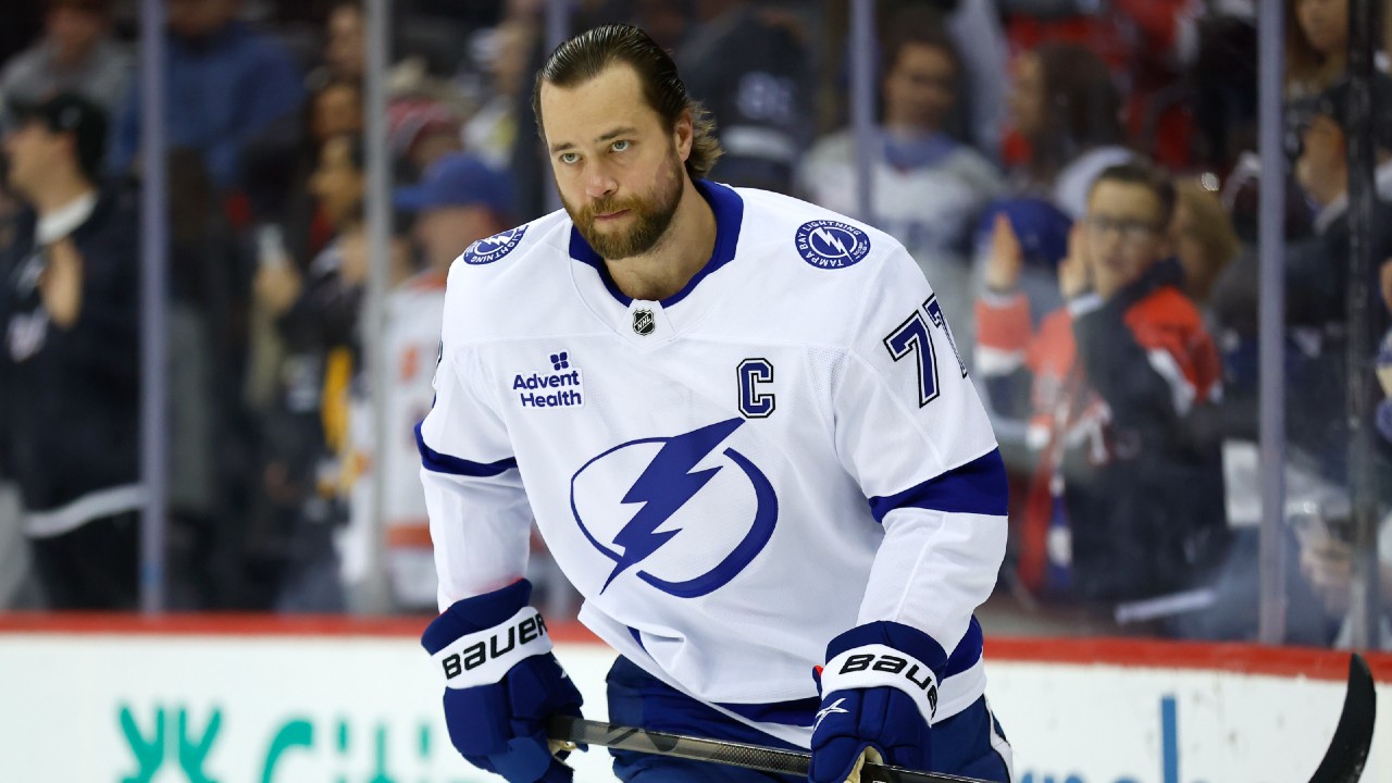 Lightning's Victor Hedman taking leave of absence for personal reasons