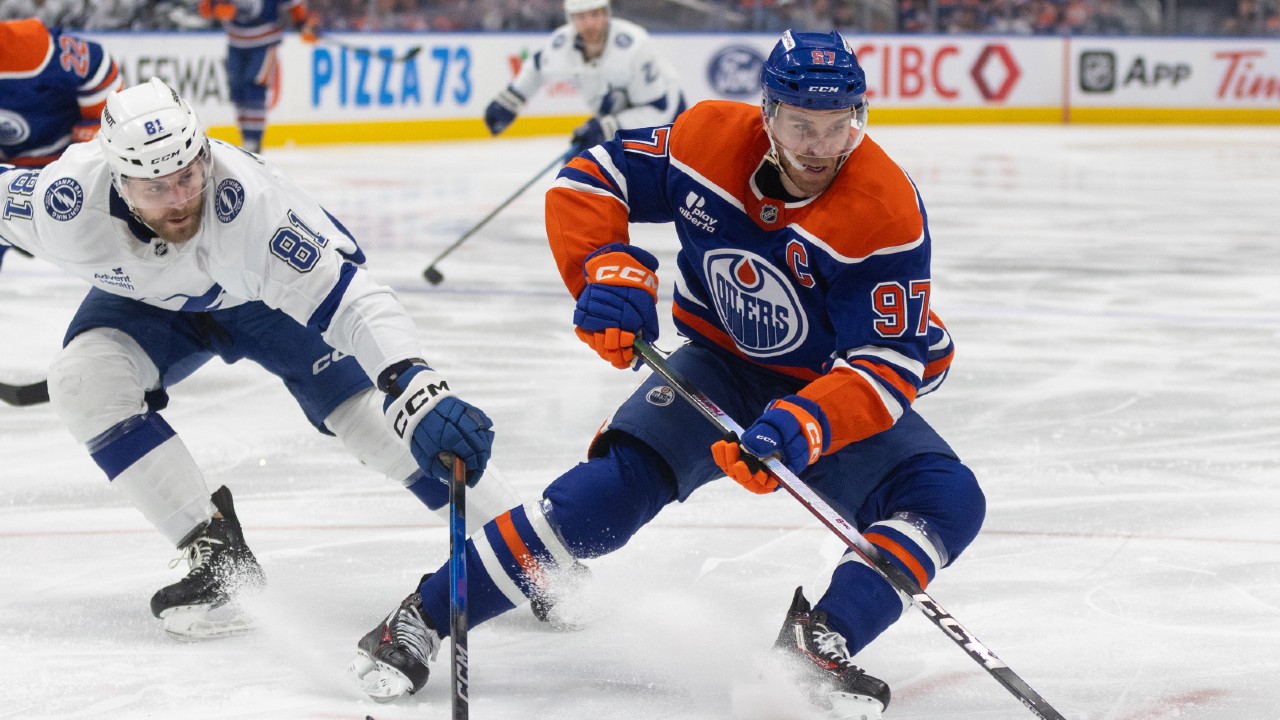 Oilers lose again but maintain spot in weak Pacific Division