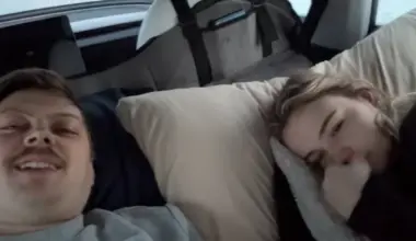 Canada man attempts to sleep in his Tesla Model 3 with his wife at -26°F to see what it’s like and is left surprised