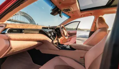 The Sunburnt Car Highlights Sun Exposure Risks While Driving