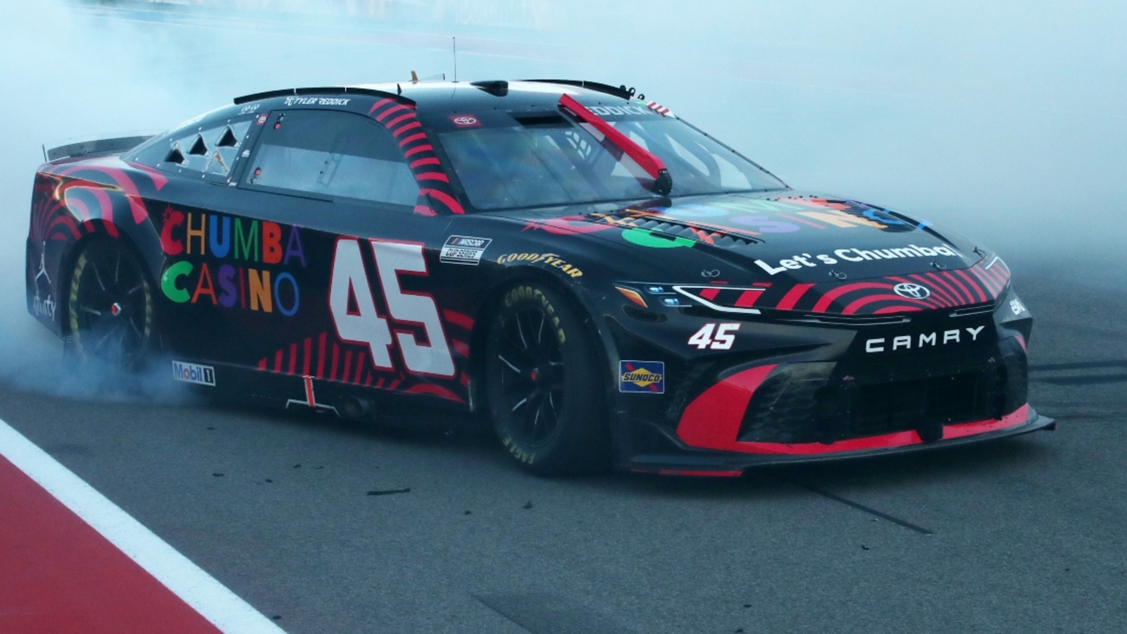 NASCAR insiders sound the alarm on Cup Series field as Tyler Reddick runs away with points lead