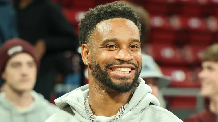 After weird Bills saga, Darius Slay reveals only NFL team he'll play for in 2026 image