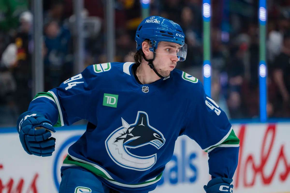 The double-edged sword of Linus Karlsson standing out as best example of Canucks player development