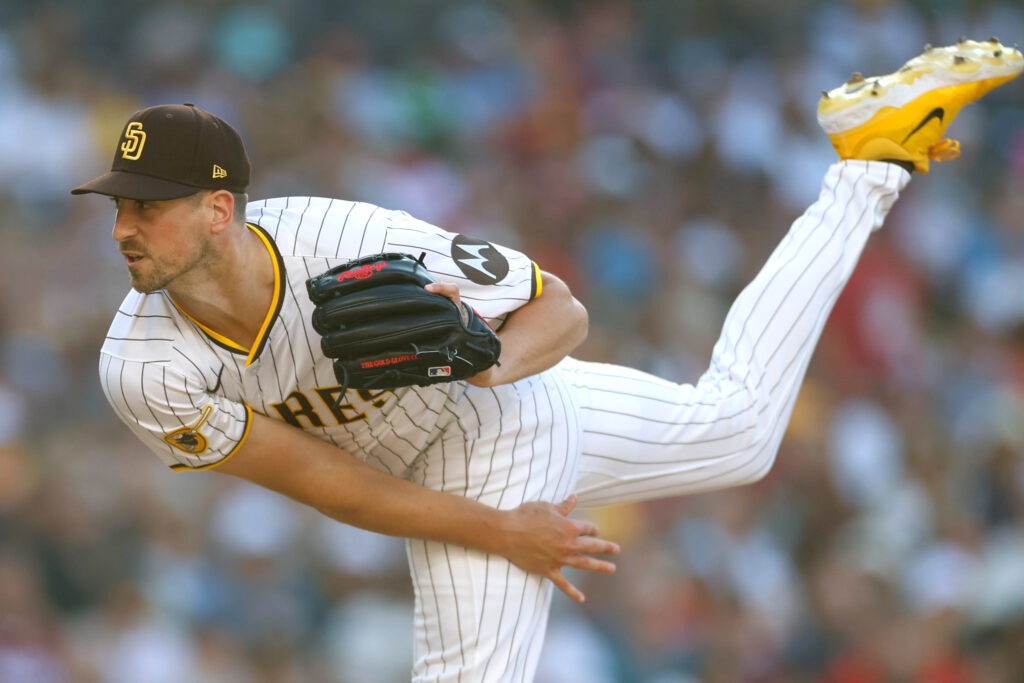 Padres Shut Bryan Hoeing Down With Elbow Discomfort