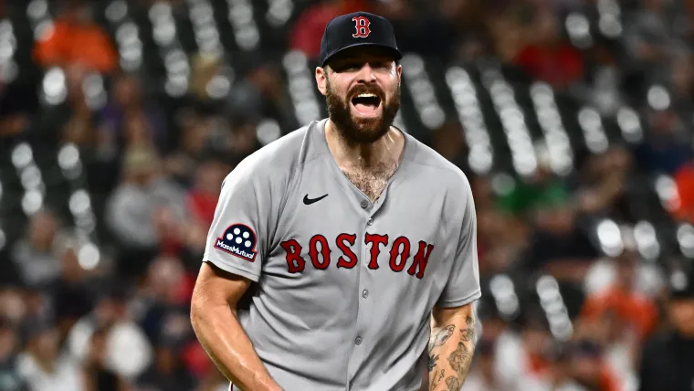 MLB insider says Padres should make 'no-brainer' move for ex-White Sox, Red Sox 3.41 ERA All-Star  image