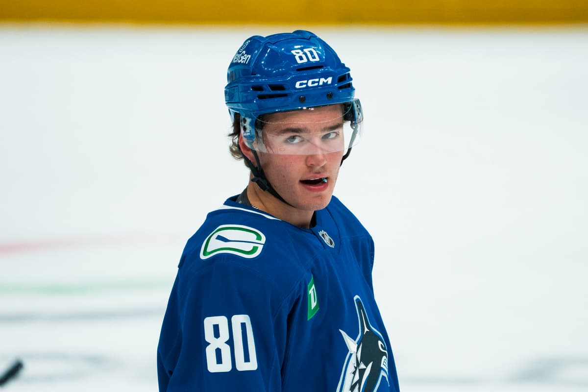 Canucks prospect Braeden Cootes shines in opening game of the WHL playoffs