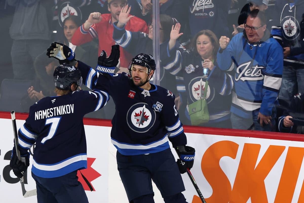 Jets are sneaking into a wide open Western playoff race