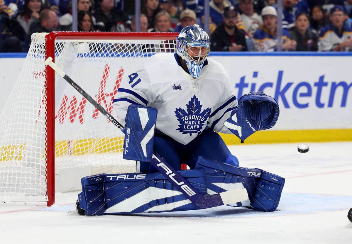 Maple Leafs’ Anthony Stolarz released from hospital after taking puck to throat in warmups