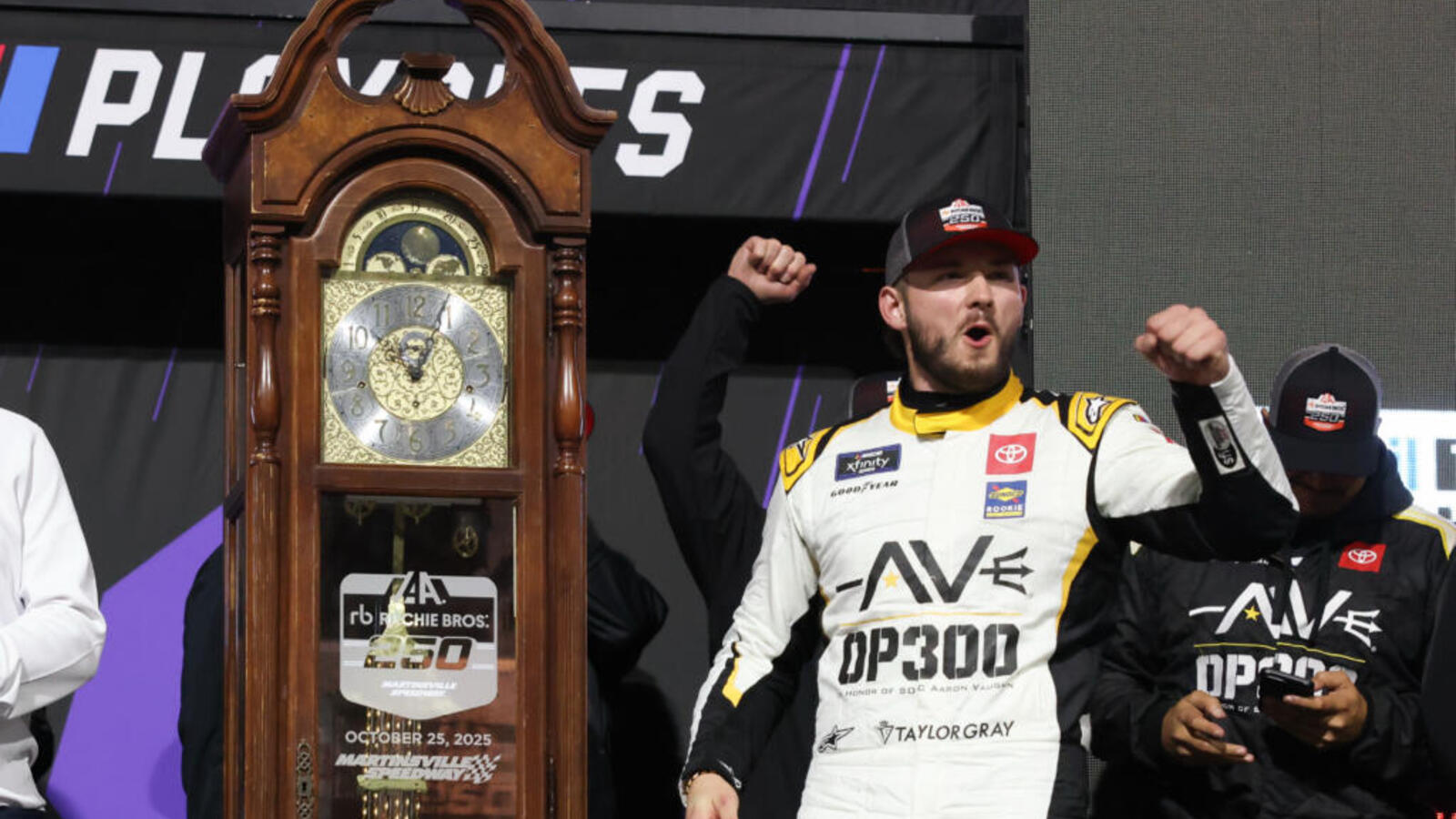 NASCAR WHELEN Modified Tour Hits Martinsville Saturday Night