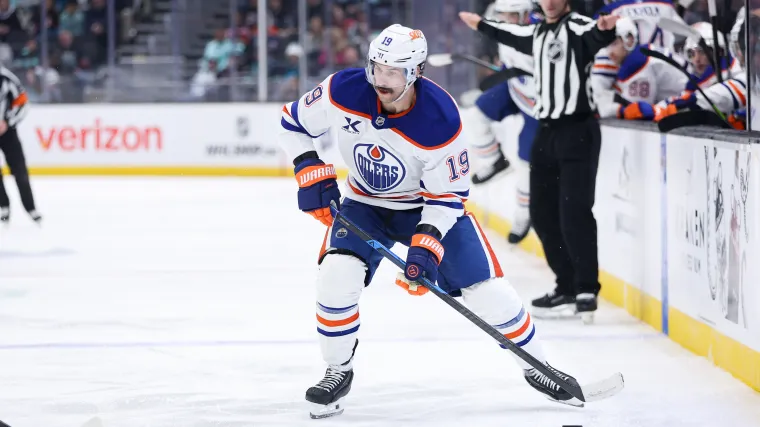 Oilers' Adam Henrique takes out-of-nowhere trade stance image