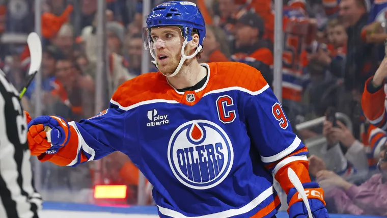 The Connor McDavid reason the Oilers have to make a big trade by Friday's NHL deadline image