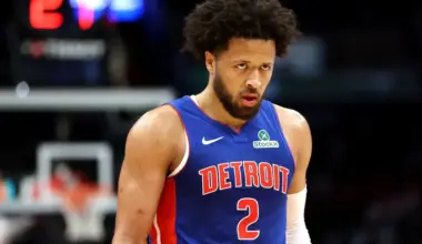 Cade Cunningham's possible collapsed lung recovery time based on past NBA injuries image